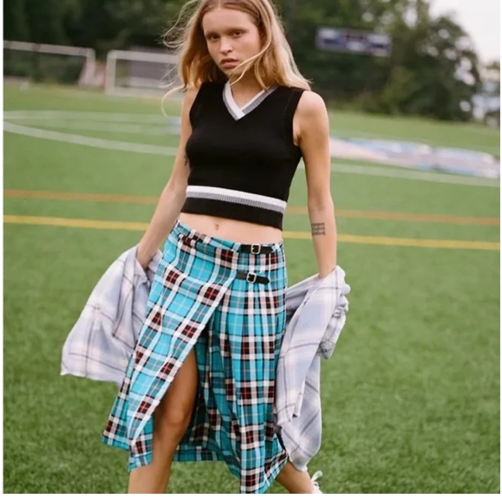 Urban Outfitters BDG Blue Plaid Adley Pleated Midi Skirt